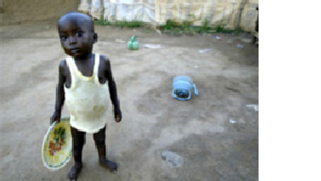 Помощь Запада бедным странам сокращается, а собственным банкам - увеличивается picture