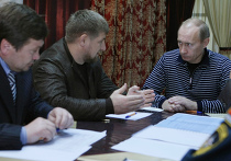 Владимир Путин на совещании по вопросам ликвидации землетрясения в Чечне Поездка В.Путина в Чечню