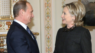 Премьер-министр РФ Владимир Путин встретился с госсекретарем США Хиллари Клинтон Встреча Владимира Путина с Хиллари Клинтон в Ново-Огарево