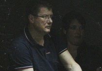 Булат Чагаев наблюдает за тренировкой команды «Ксамакс» Булат Чагаев наблюдает за тренировкой команды «Ксамакс»