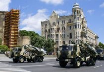 Азербайджан отпраздновал день своих вооруженных сил большим военным парадом в Баку Азербайджан отпраздновал день своих вооруженных сил большим военным парадом в Баку