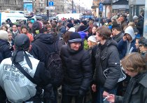 Участники митинга на Болотной площади Участники митинга на Болотной площади