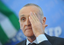 Президент Республики Абхазия Александр Анкваб. Президент Республики Абхазия Александр Анкваб.