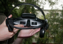 Шлем Sony Personal 3D Viewer Шлем Sony Personal 3D Viewer