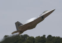 Истребитель F-22 «Рэптор» Истребитель F-22 «Рэптор»