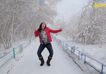 Кадр из видео на песню Фаррела Уильямса «Happy», снятого в Якутии Кадр из видео на песню Фаррела Уильямса «Happy», снятого в Якутии