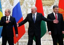 Владимир Путин, Александр Лукашенко и Петр Порошенко на встрече в Минске Владимир Путин, Александр Лукашенко и Петр Порошенко на встрече в Минске
