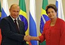 Президент России Владимир Путин и президент Бразилии Дилма Роуссефф в Бразилиа Президент России Владимир Путин и президент Бразилии Дилма Роуссефф в Бразилиа
