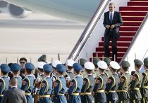 Барак Обама прибыл на саммит АТЭС в Пекине Барак Обама прибыл на саммит АТЭС в Пекине