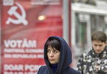 Предвыборные плакаты коммунистической партии в Кишиневе Предвыборные плакаты коммунистической партии в Кишиневе