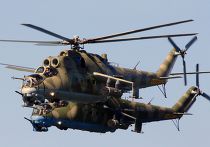 Ударные вертолеты МИ-24 во время репетиции военно-морского парада в ознаменование 70-летия Победы в Великой Отечественной войне 1941-1945 годов Ударные вертолеты МИ-24 во время репетиции военно-морского парада в ознаменование 70-летия Победы в Великой Отечественной войне 1941-1945 годов