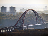 Подготовка к открытию автомобильного моста через реку Обь в Новосибирске Подготовка к открытию автомобильного моста через реку Обь в Новосибирске