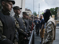 Митинг «Правого сектора» у здания администрация президента в Киеве Митинг «Правого сектора» у здания администрация президента в Киеве