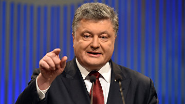 Президент Украины Петр Порошенко во время пресс-конференции в Киеве