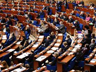 Делегаты в зале на пленарном заседании зимней сессии Парламентской ассамблеи Совета Европы (ПАСЕ) Делегаты в зале на пленарном заседании зимней сессии Парламентской ассамблеи Совета Европы (ПАСЕ)