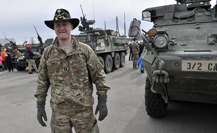 Фото скамеров американских военных