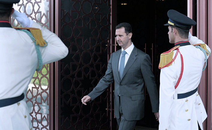 11 мая 2010 года. Президент Сирии Башар Асад во время встречи с президентом РФ Дмитрием Медведевым в дворцовом комплексе «Каср аш-Шааб»