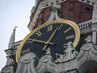 Куранты на Спасской башне Московского Кремля Куранты на Спасской башне Московского Кремля