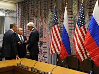 Президент России Владимир Путин, министр иностранных дел РФ Сергей Лавров и госсекретарь США Джон Керри беседуют после встречи с президентом США Бараком Обамой в рамках 70-й сессии Генеральной Ассамблеи ООН в Нью-Йорке Президент России Владимир Путин, министр иностранных дел РФ Сергей Лавров и госсекретарь США Джон Керри беседуют после встречи с президентом США Бараком Обамой в рамках 70-й сессии Генеральной Ассамблеи ООН в Нью-Йорке