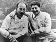 Иосиф Сталин и Феликс Дзержинский Иосиф Сталин и Феликс Дзержинский