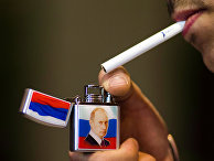Зажигалка с изображением президента РФ Владимира Путина в магазине сувенирной продукции в Дамаске Зажигалка с изображением президента РФ Владимира Путина в магазине сувенирной продукции в Дамаске
