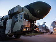 Траспортировка пусковой установки «Тополь» на ВДНХ Траспортировка пусковой установки «Тополь» на ВДНХ