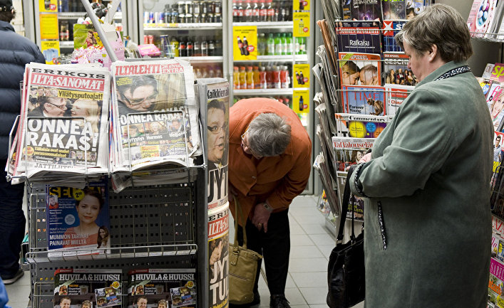 Финские газеты в одном из магазинов в Хельсинки