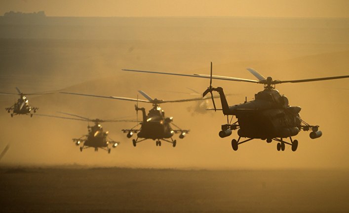 Во время этапа практических действий войск в рамках стратегических командно-штабных учений "Центр-2015" на Донгузском полигоне в Оренбургской области