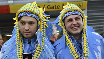 Украинские болельщики перед матчем группового этапа чемпионата Европы по футболу