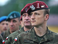 Военнослужащие ВС Польши во время Международных военных учений Rapid trident-2016 во Львовской области. 2016 год Военнослужащие ВС Польши во время Международных военных учений Rapid trident-2016 во Львовской области. 2016 год
