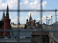 Московский Кремль и храм Василия Блаженного Московский Кремль и храм Василия Блаженного