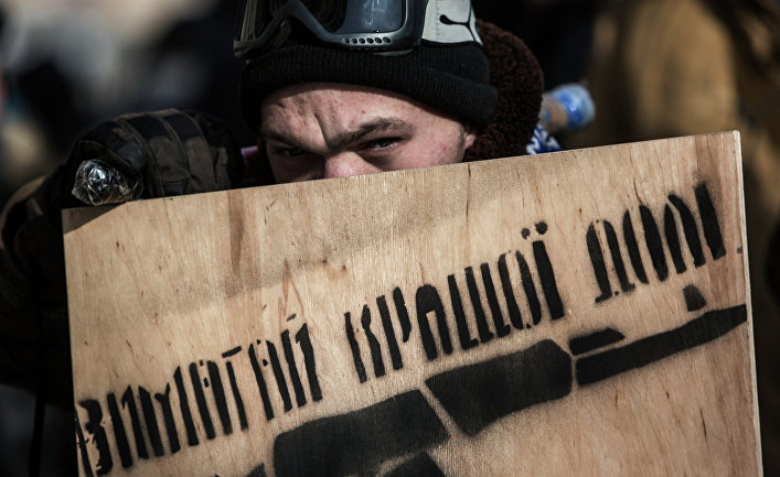Участник протестов на площади Независимости в Киеве