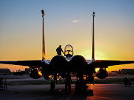 Американский истребитель F-15E Strike Eagle на авиабазе Инджирлик, Турция Американский истребитель F-15E Strike Eagle на авиабазе Инджирлик, Турция