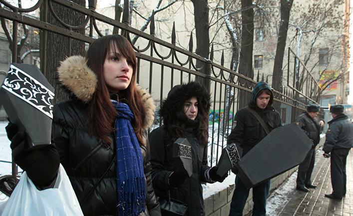 Акция против абортов прошла в Санкт-Петербурге