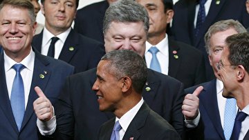 Петр Порошенко и Барак Обама на саммите по ядерной безопасности в Вашингтоне