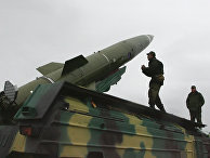 Подготовка ракетного комплекса «Точка» к пуску тактической ракеты на военном полигоне «Павенково» в Калининградской области Подготовка ракетного комплекса «Точка» к пуску тактической ракеты на военном полигоне «Павенково» в Калининградской области