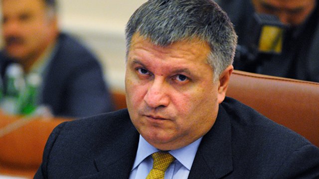 LB.ua (Украина): министр внутренних дел Арсен Аваков написал заявление об отставке