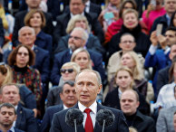 Президент России Владимир Путин выступает во время празднования Дня города в Москве Президент России Владимир Путин выступает во время празднования Дня города в Москве