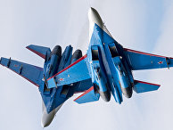 Многоцелевые истребители Су-27 пилотажной группы «Русские Витязи» Многоцелевые истребители Су-27 пилотажной группы «Русские Витязи»