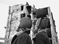 Дети, вернувшиеся в Хельсинки после эвакуации во время советско-финской войны Дети, вернувшиеся в Хельсинки после эвакуации во время советско-финской войны
