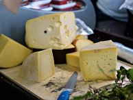 Продажа сырной продукции на мероприятии «Сырные дни» в Москве Продажа сырной продукции на мероприятии «Сырные дни» в Москве