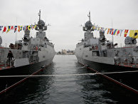 Новые малые ракетные корабли «Зеленый Дол» и «Серпухов», снабженные универсальным ракетным комплексом «Калибр-НК» Новые малые ракетные корабли «Зеленый Дол» и «Серпухов», снабженные универсальным ракетным комплексом «Калибр-НК»