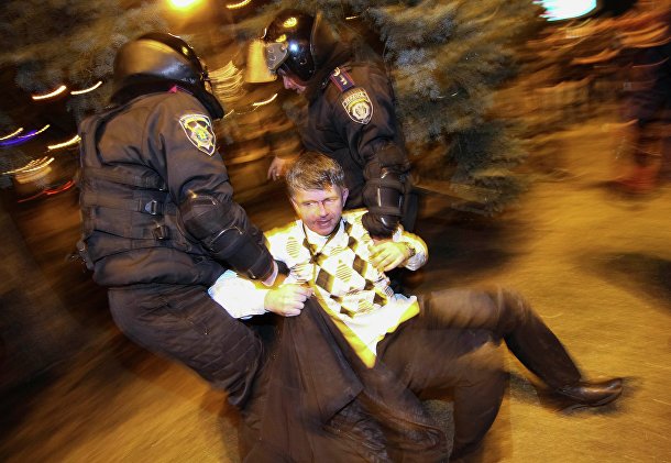 Беспорядки в Донецке Беспорядки в Донецке