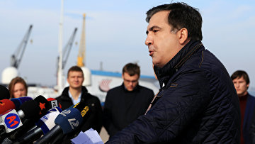 Губернатор Одесской области Украины Михаил Саакашвили выступает на пресс-брифинге в Одессе