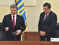 Президент Украины Петр Порошенко и глава Одесской области Михаил Саакашвили Президент Украины Петр Порошенко и глава Одесской области Михаил Саакашвили