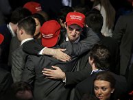 Сторонники Дональда Трампа в Нью-Йорке Сторонники Дональда Трампа в Нью-Йорке