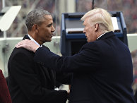 Барак Обама пожимает руку избранному президенту США Дональду Трампу. 20 января 2017 Барак Обама пожимает руку избранному президенту США Дональду Трампу. 20 января 2017