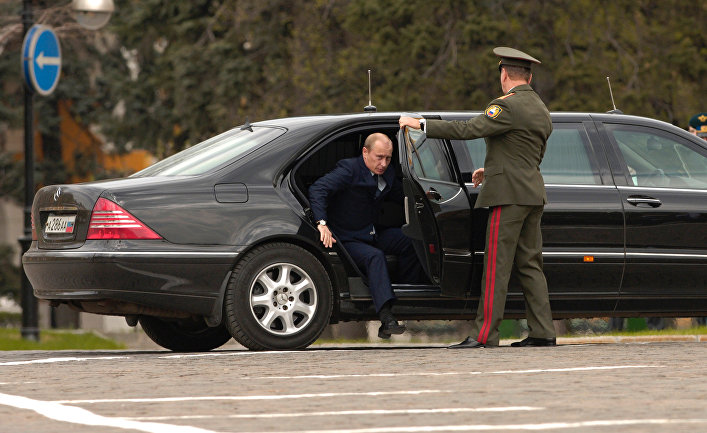 Лимузин Путина увидели на тестах в Швеции
