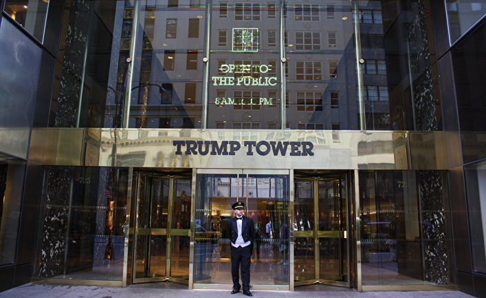 Главный вход в здание Trump Tower