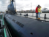 Подводная лодка "Б-413" проекта 641 на набережной Петра Великого - экспонат Музея Мирового океана в Калининграде Подводная лодка "Б-413" проекта 641 на набережной Петра Великого - экспонат Музея Мирового океана в Калининграде